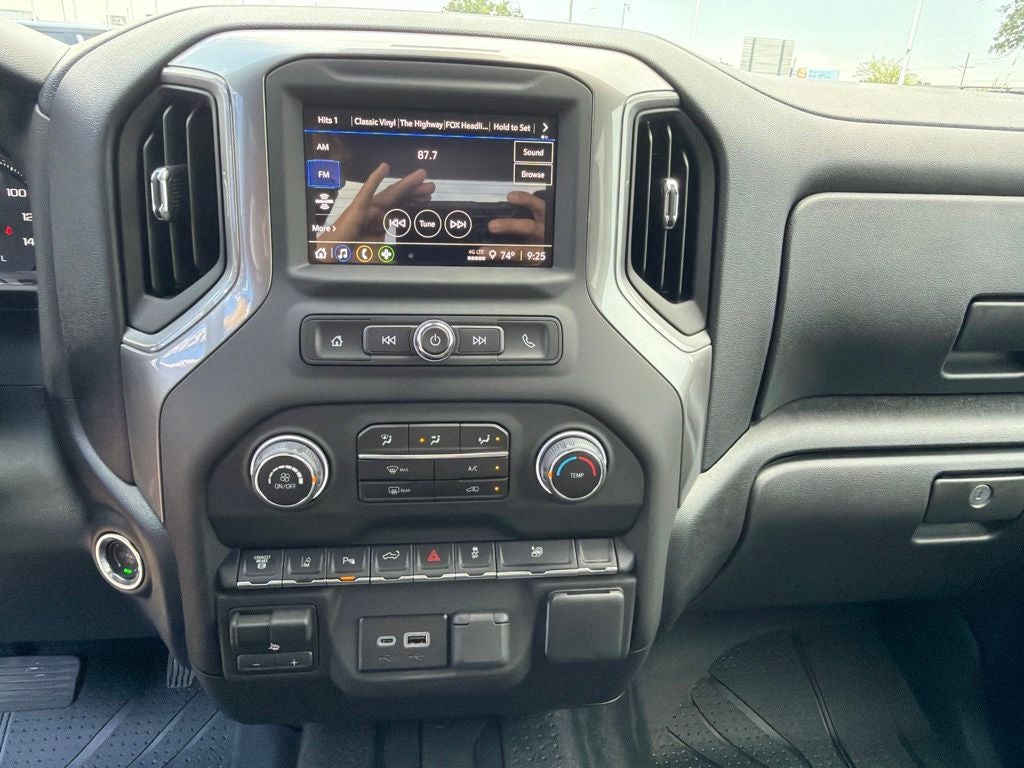 2026 Chevrolet Silverado 2500HD Custom