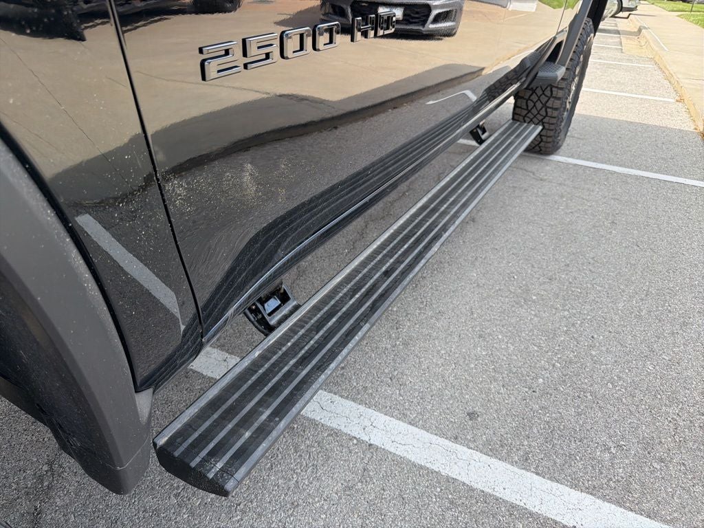 2026 Chevrolet Silverado 2500HD ZR2