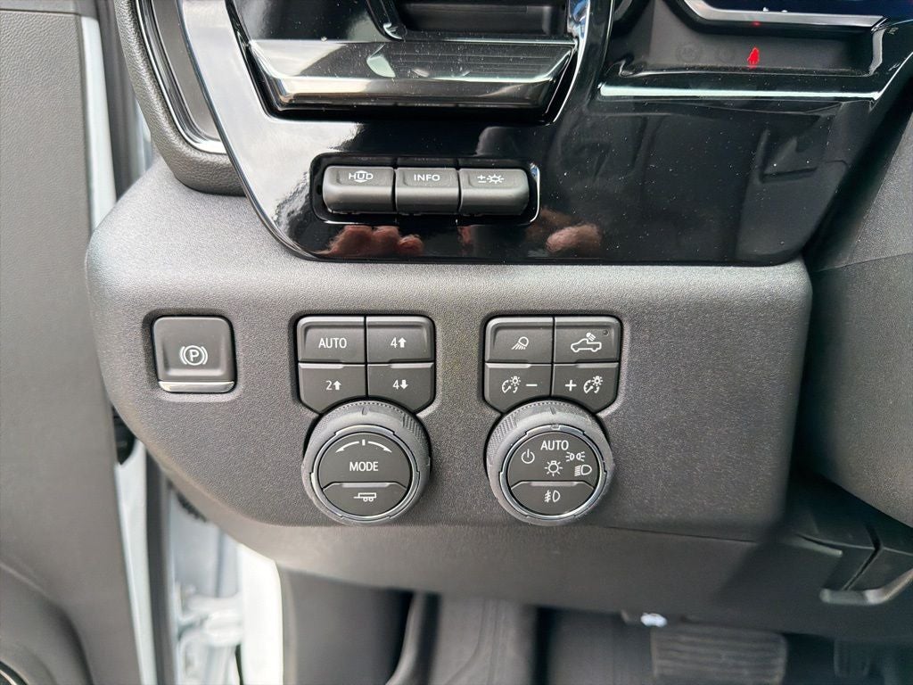 2026 Chevrolet Silverado 2500HD ZR2