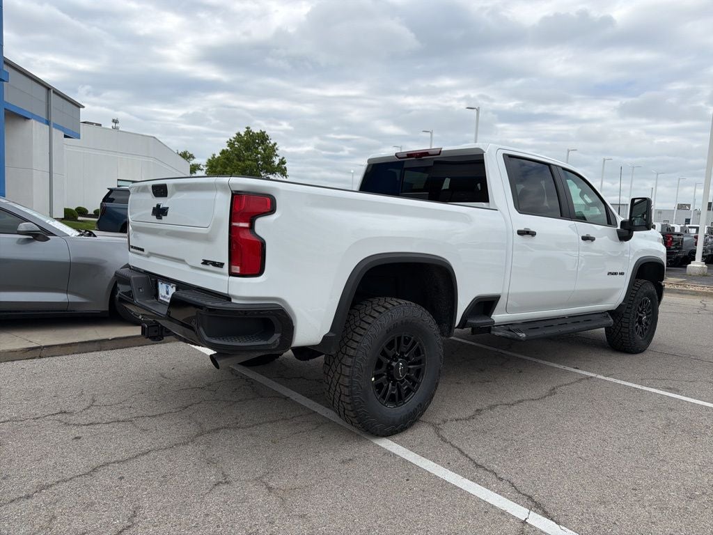 2026 Chevrolet Silverado 2500HD ZR2
