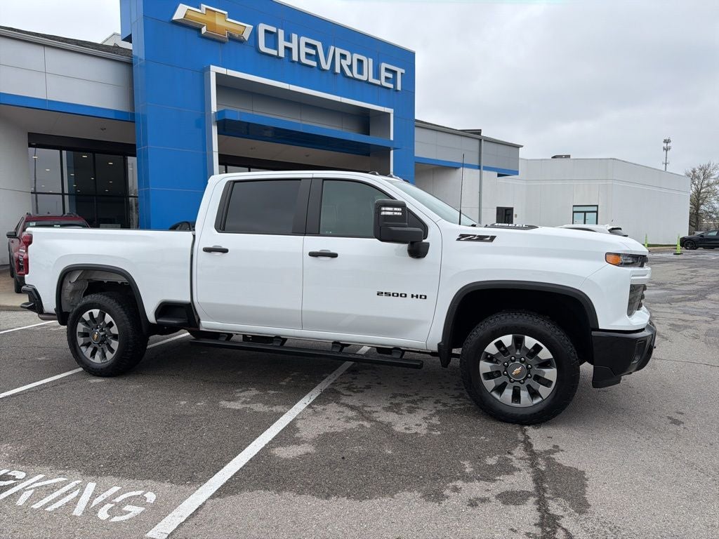 2024 Chevrolet Silverado 2500HD Custom