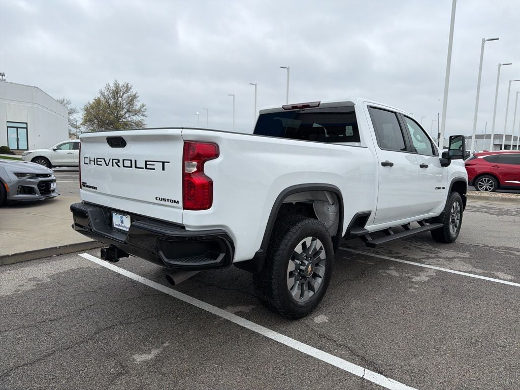 2024 Chevrolet Silverado 2500HD Custom