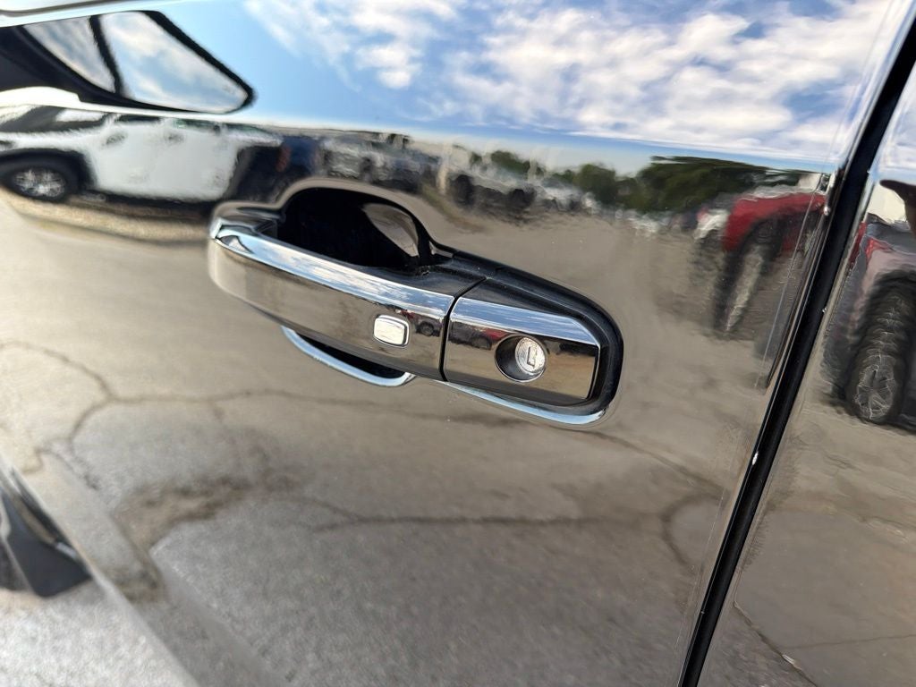 2024 Chevrolet Silverado 1500 LT LT1