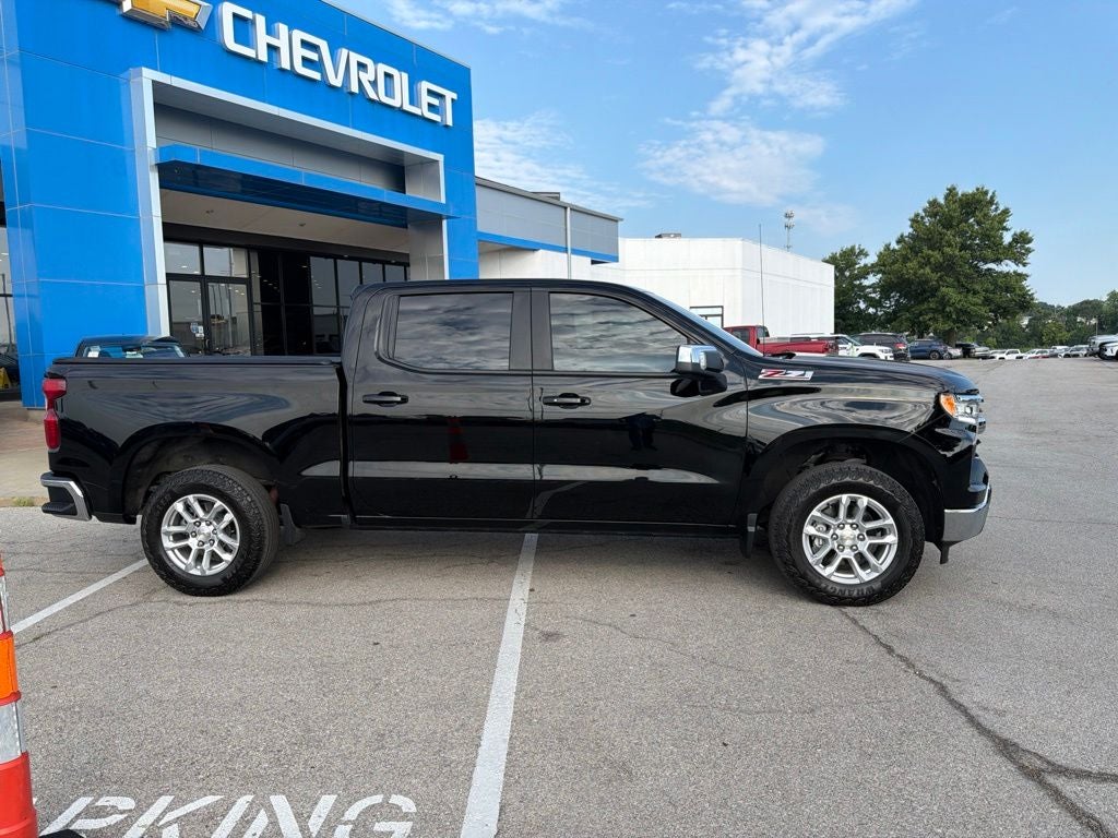 2024 Chevrolet Silverado 1500 LT LT1