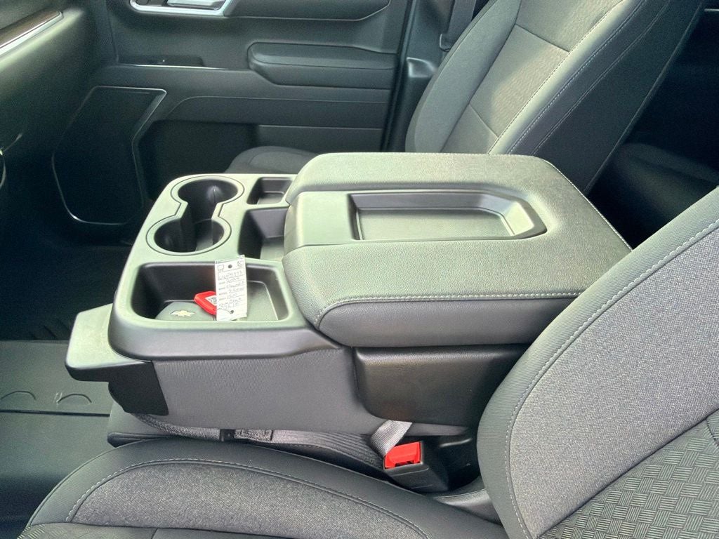 2024 Chevrolet Silverado 1500 LT LT1