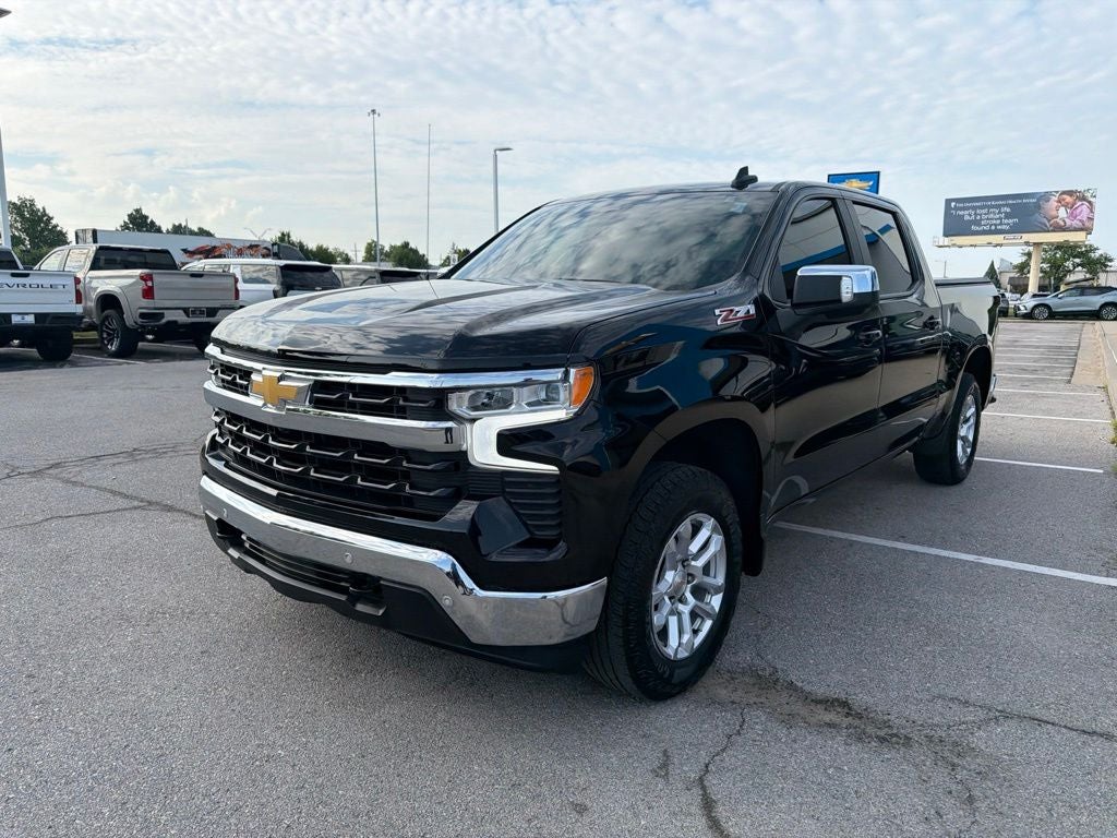 2024 Chevrolet Silverado 1500 LT LT1
