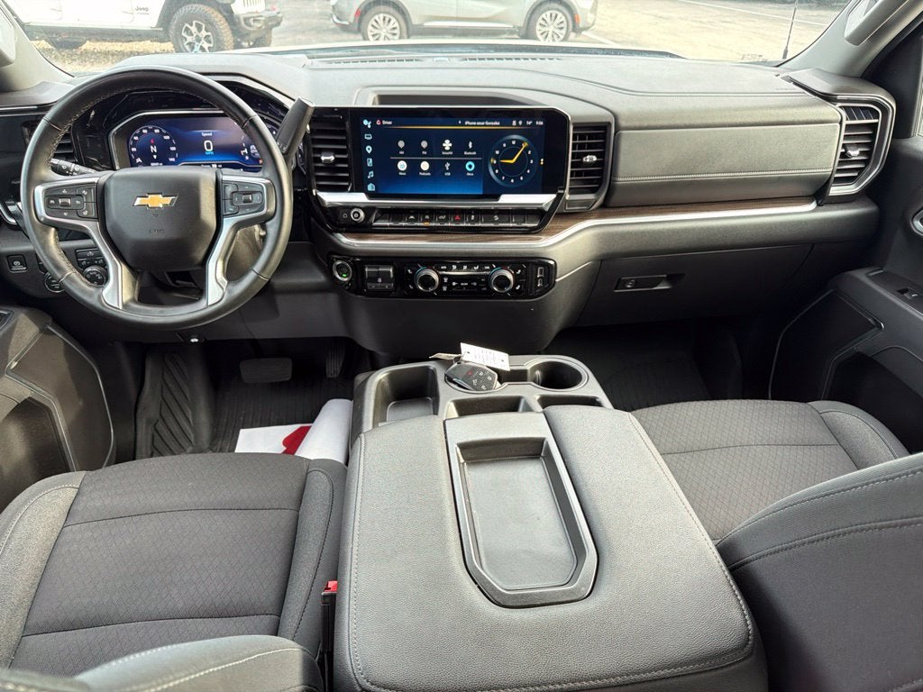2025 Chevrolet Silverado 1500 LT LT1
