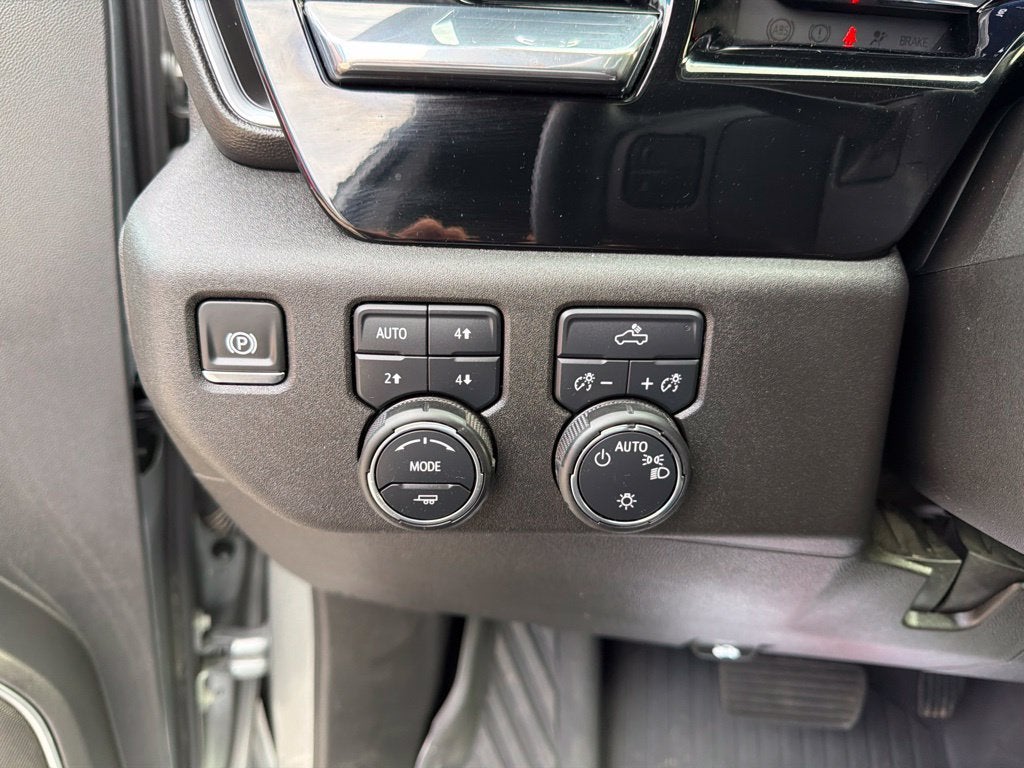 2025 Chevrolet Silverado 1500 LT LT1