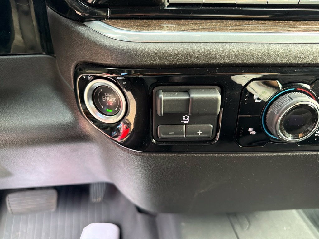 2025 Chevrolet Silverado 1500 LT LT1