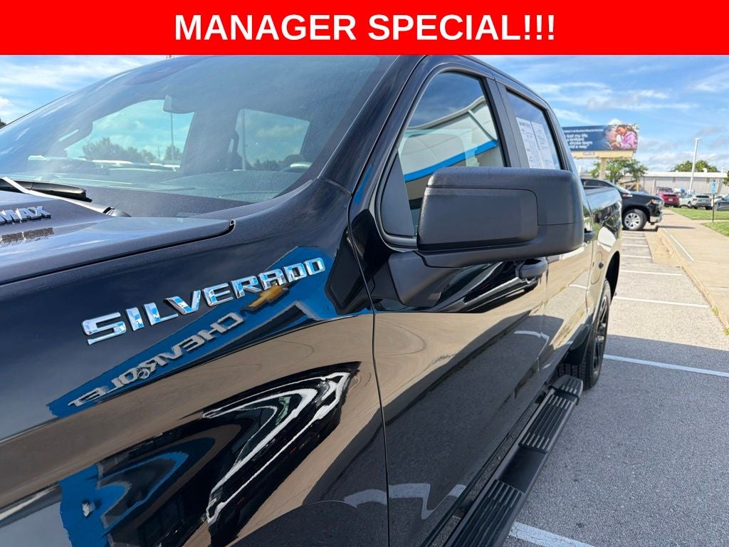 2025 Chevrolet Silverado 1500 Custom