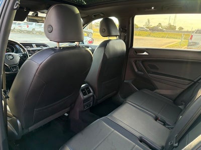 2021 Volkswagen Tiguan 2.0T SE R-Line Black