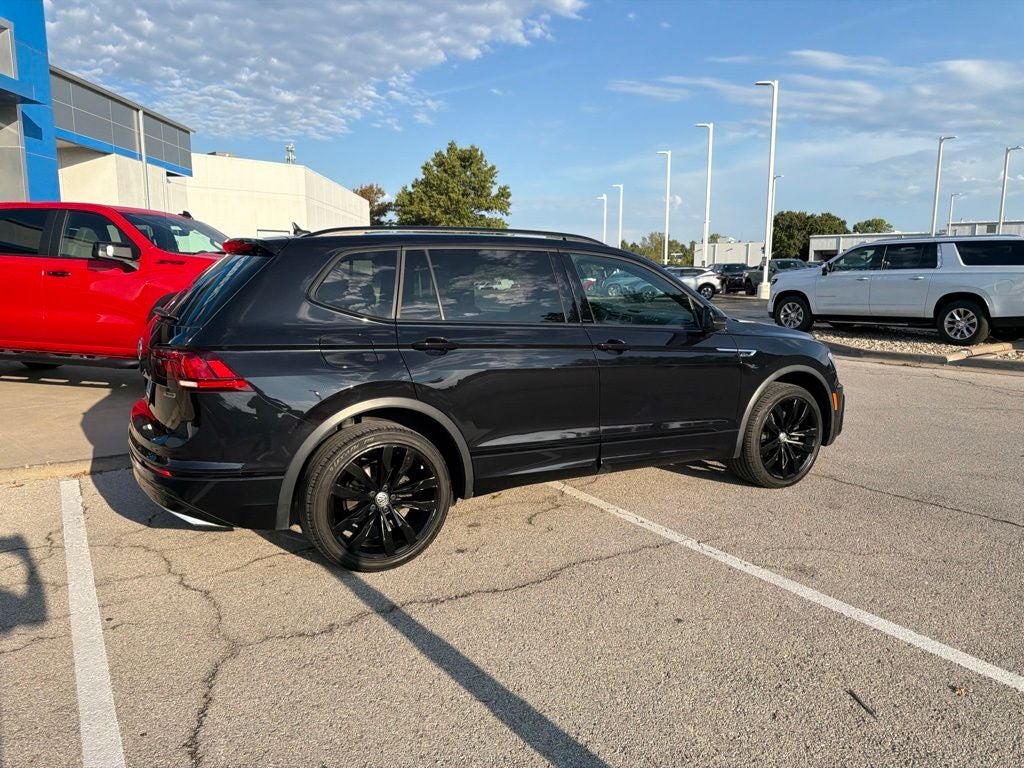 2021 Volkswagen Tiguan 2.0T SE R-Line Black