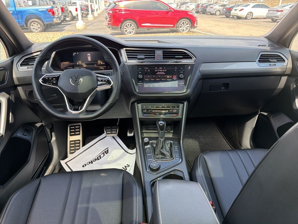 2022 Volkswagen Tiguan 2.0T SE R-Line Black