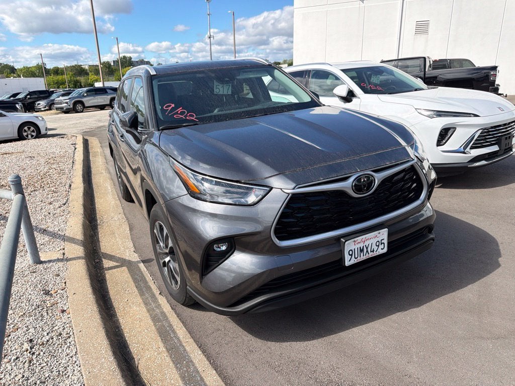 2025 Toyota Highlander XLE