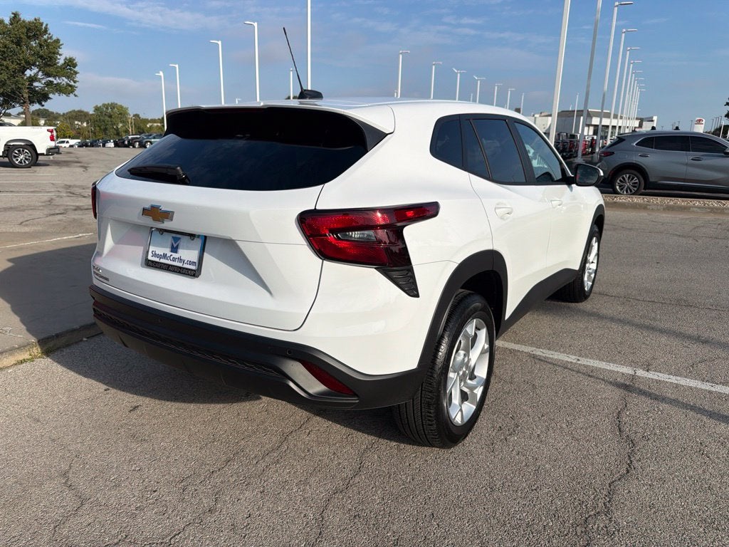 2026 Chevrolet Trax LS
