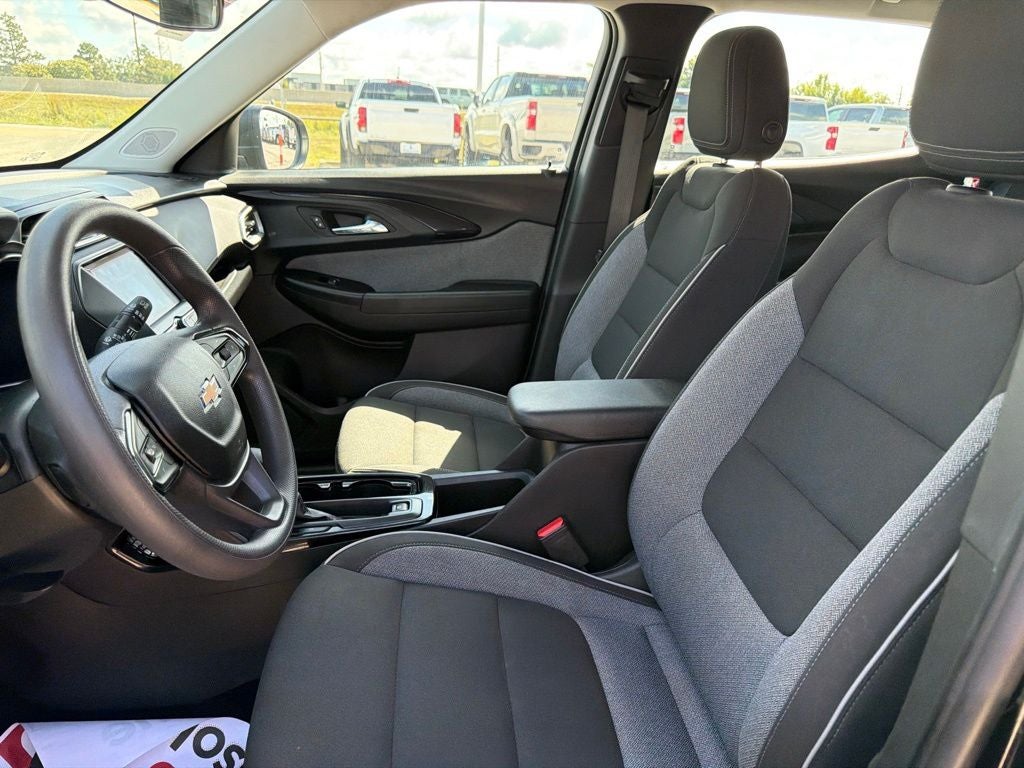 2023 Chevrolet TrailBlazer LS