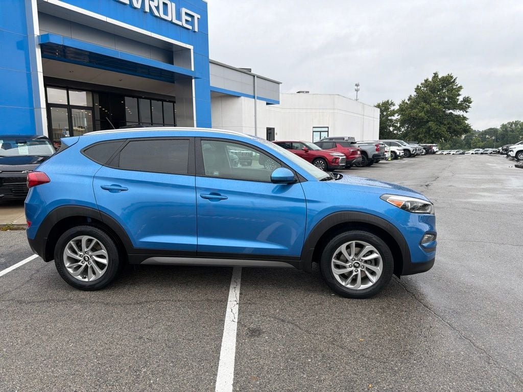 2016 Hyundai Tucson SE
