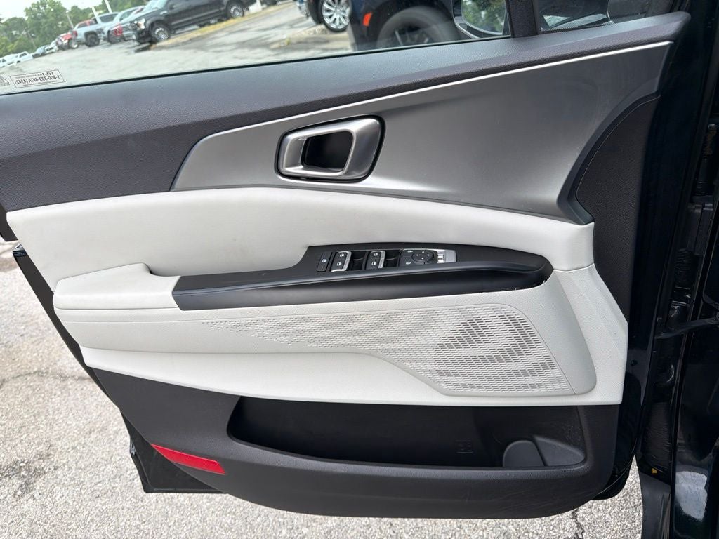 2024 Kia Carnival LX Seat Package