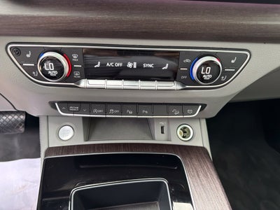 2021 Audi Q5 45 Prestige quattro
