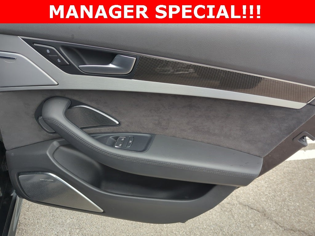 2014 Audi S8 4.0T quattro