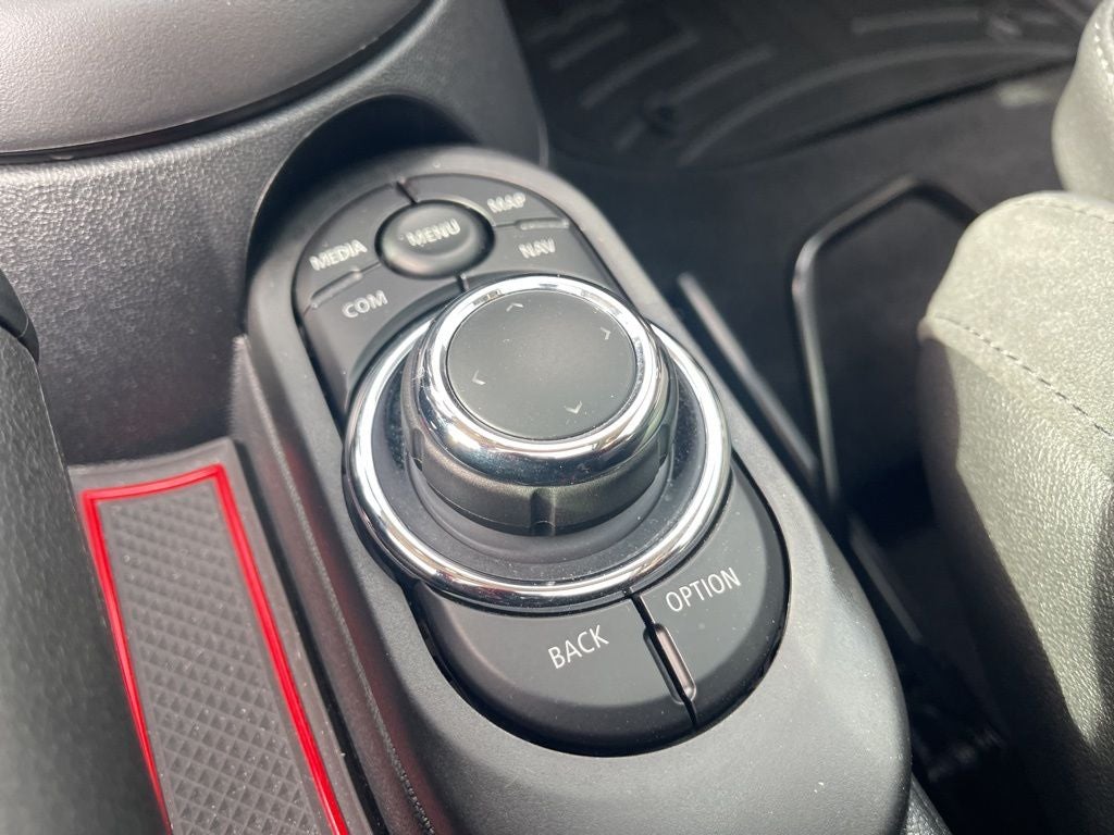 2024 MINI Cooper S Iconic