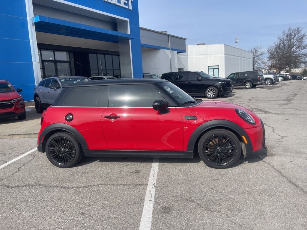 2024 MINI Cooper S Iconic