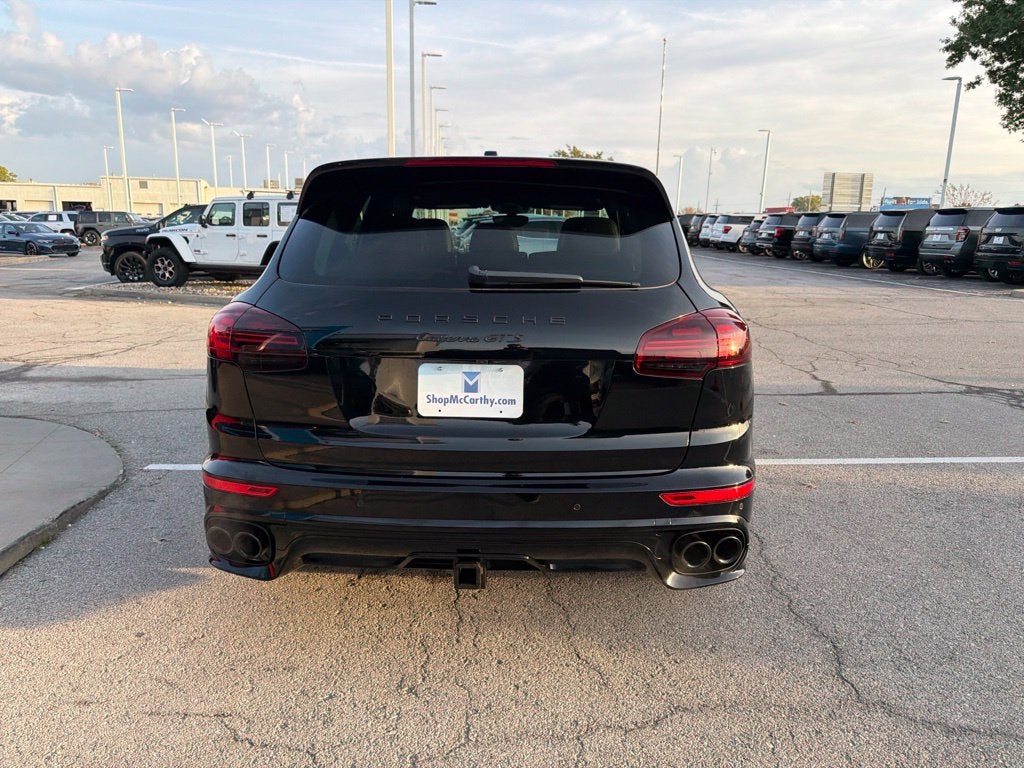 2016 Porsche Cayenne GTS