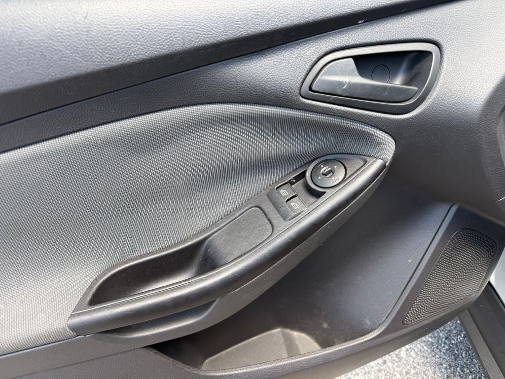 2012 Ford Focus S