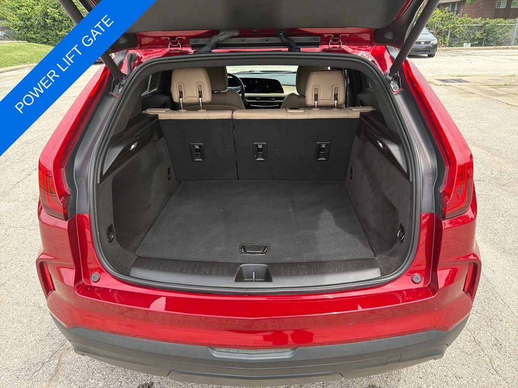 2024 Cadillac XT4 Luxury
