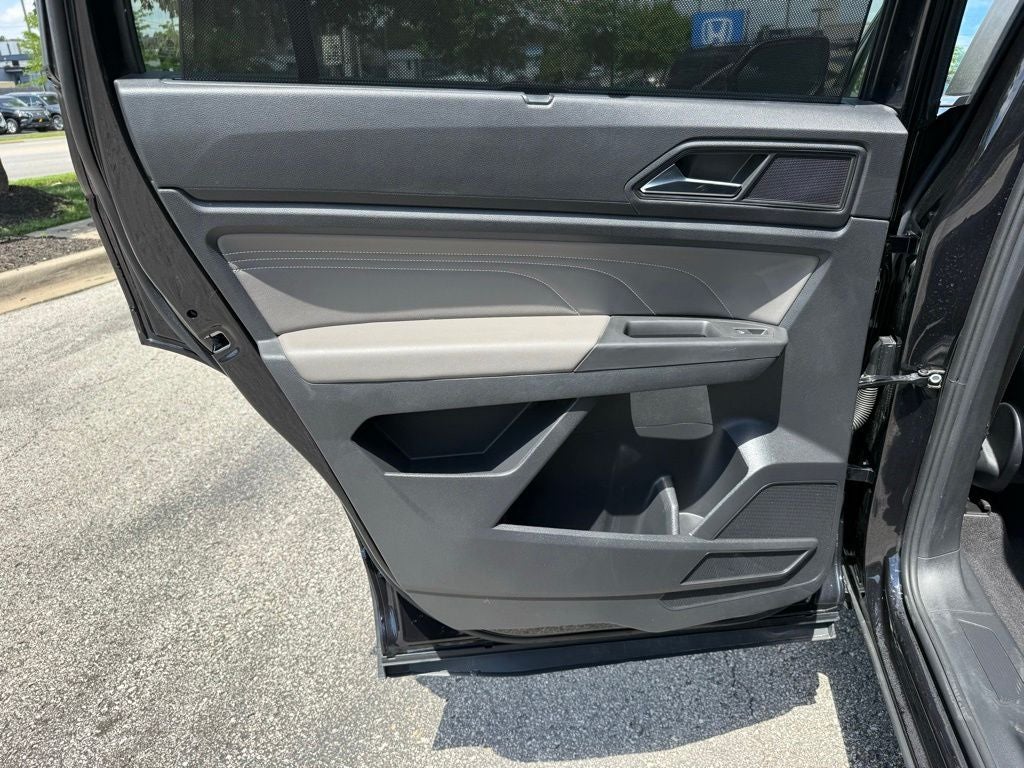2023 Volkswagen Atlas 2.0T SE w/Technology