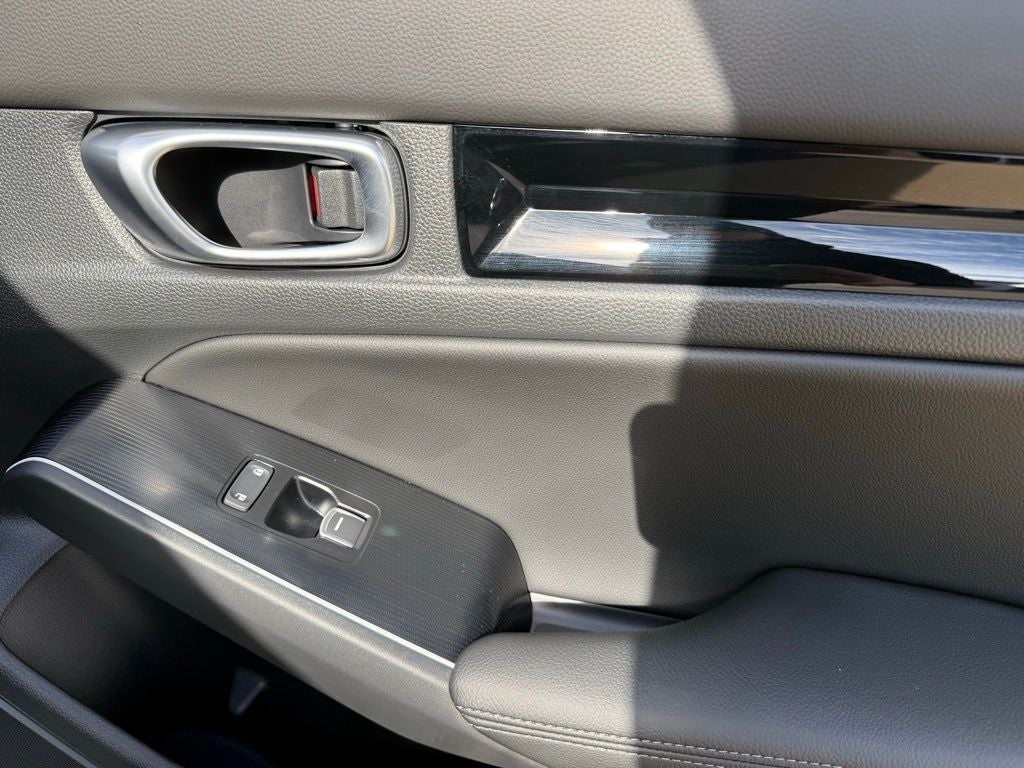 2026 Honda Civic Sedan 2WD Sport Touring Hybrid