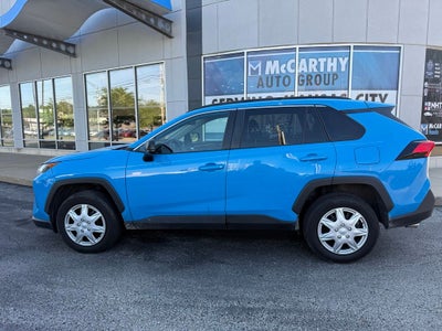 2020 Toyota RAV4 LE