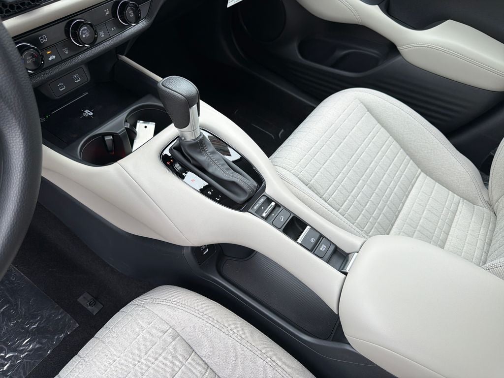 2027 Honda HR-V LX AWD