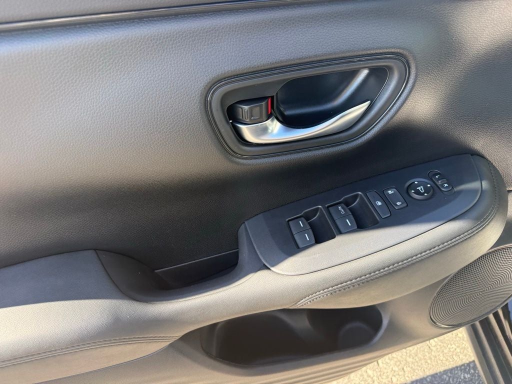2025 Honda HR-V LX