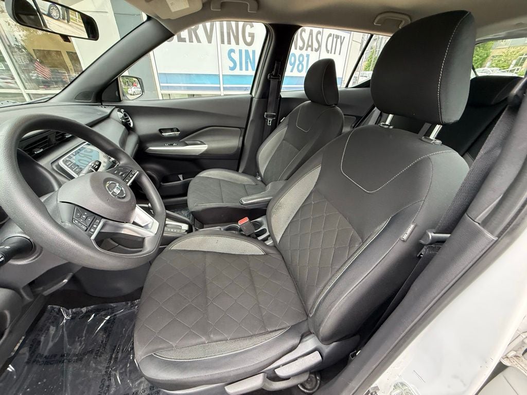2020 Nissan Kicks SV