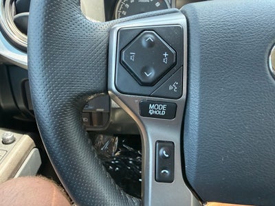 2018 Toyota Tacoma SR5 V6