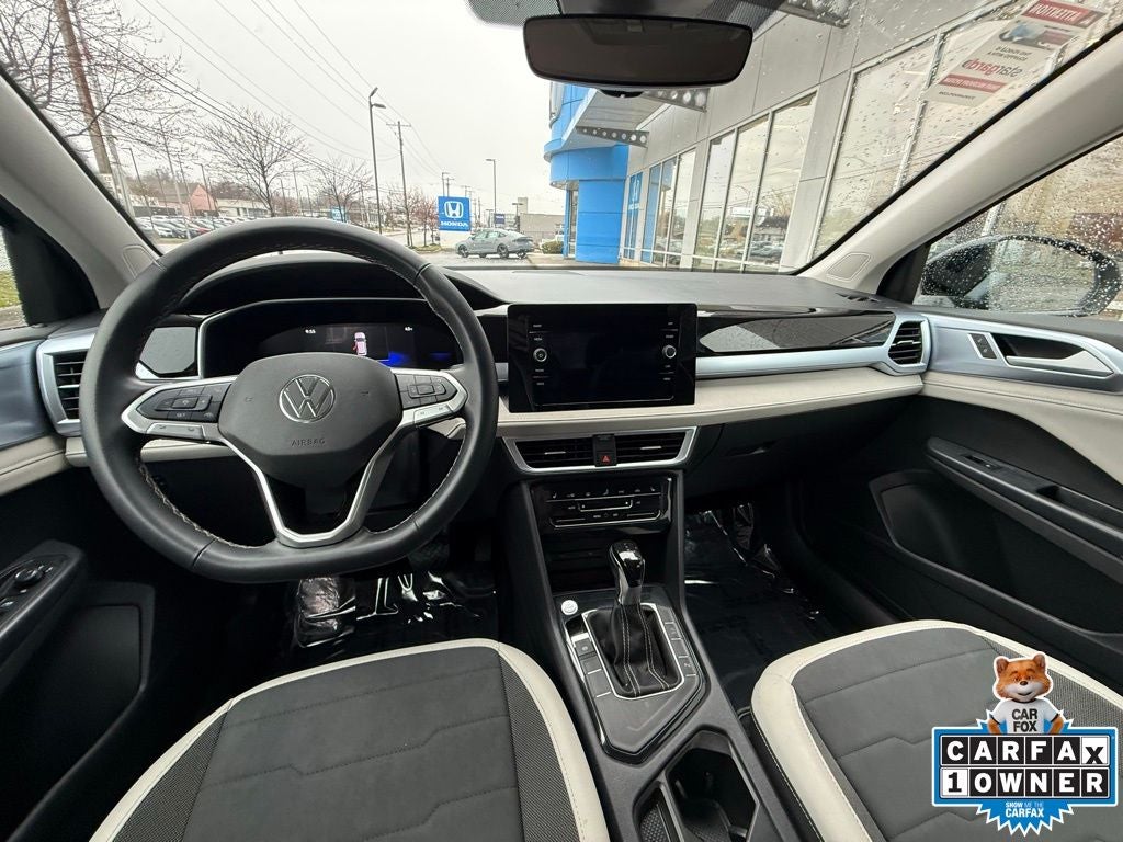 2025 Volkswagen Taos 1.5T SE