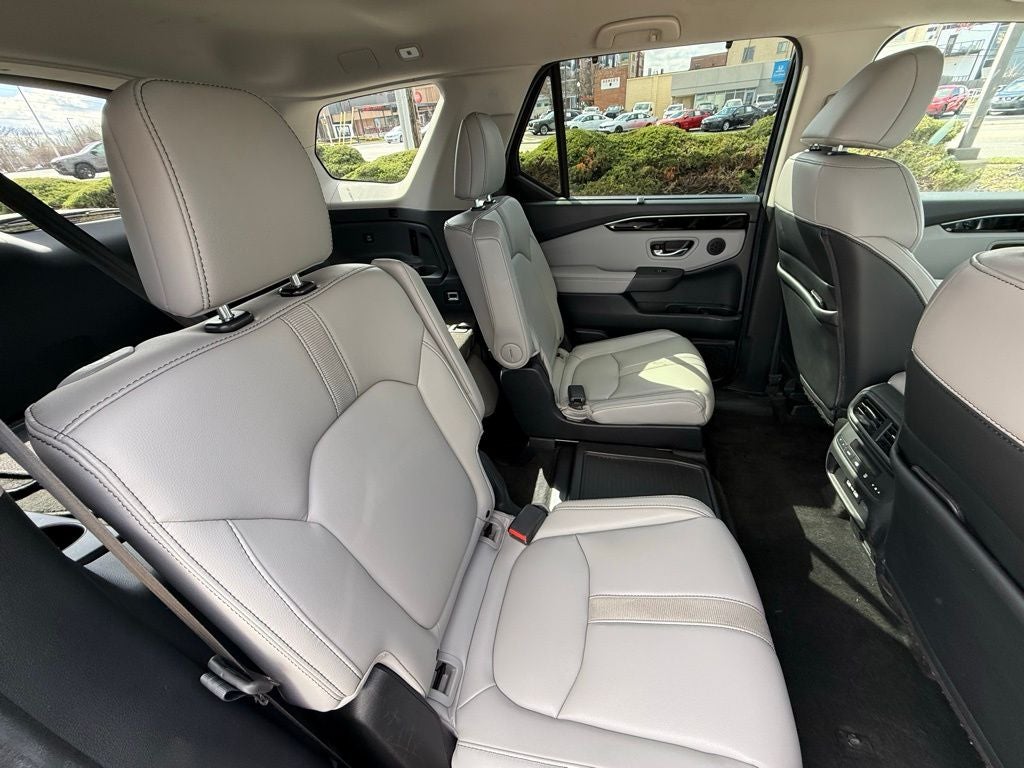 2023 Honda Pilot EX-L 7 Passenger