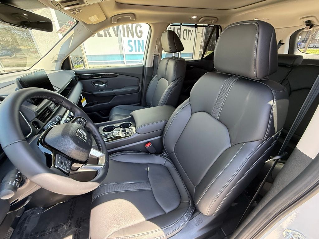 2025 Honda Pilot Touring