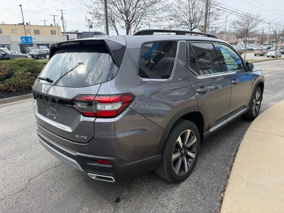 2023 Honda Pilot Elite