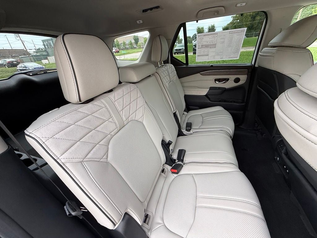 2026 Honda Pilot AWD Elite