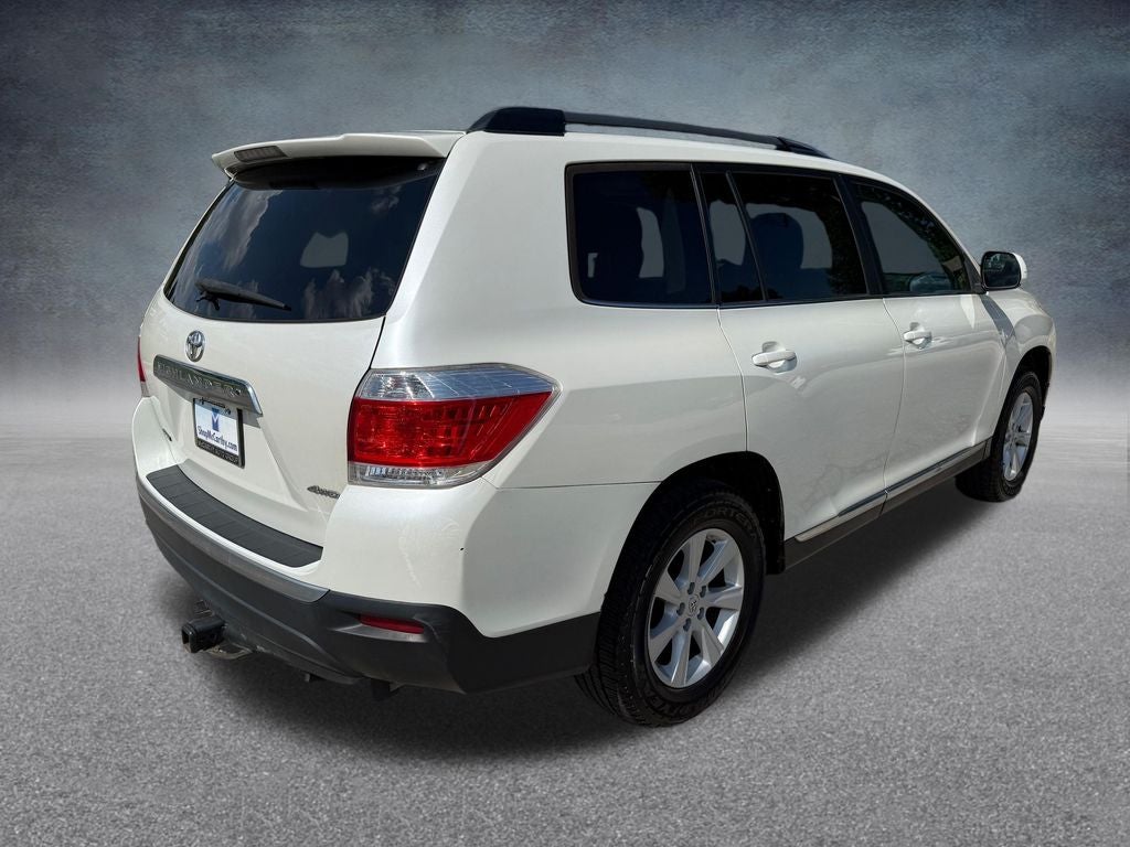2013 Toyota Highlander SE