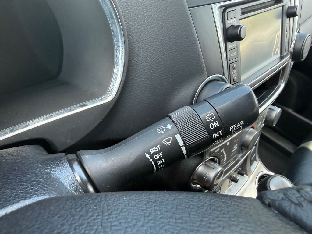 2013 Toyota Highlander SE