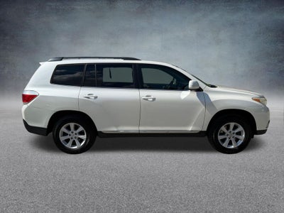 2013 Toyota Highlander SE