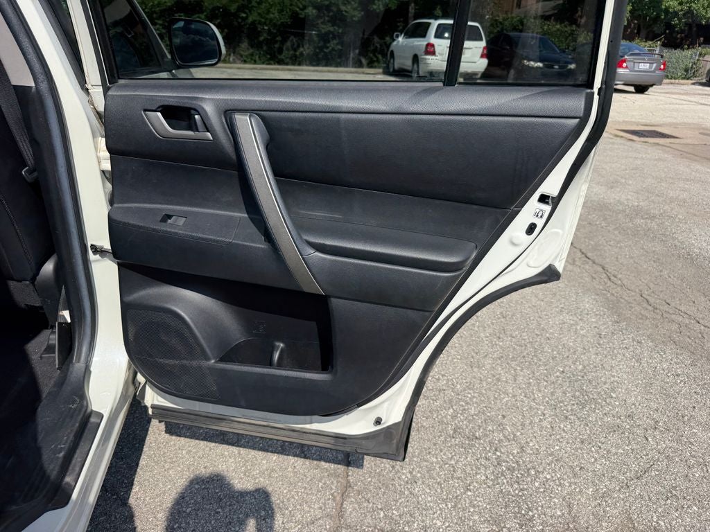 2013 Toyota Highlander SE