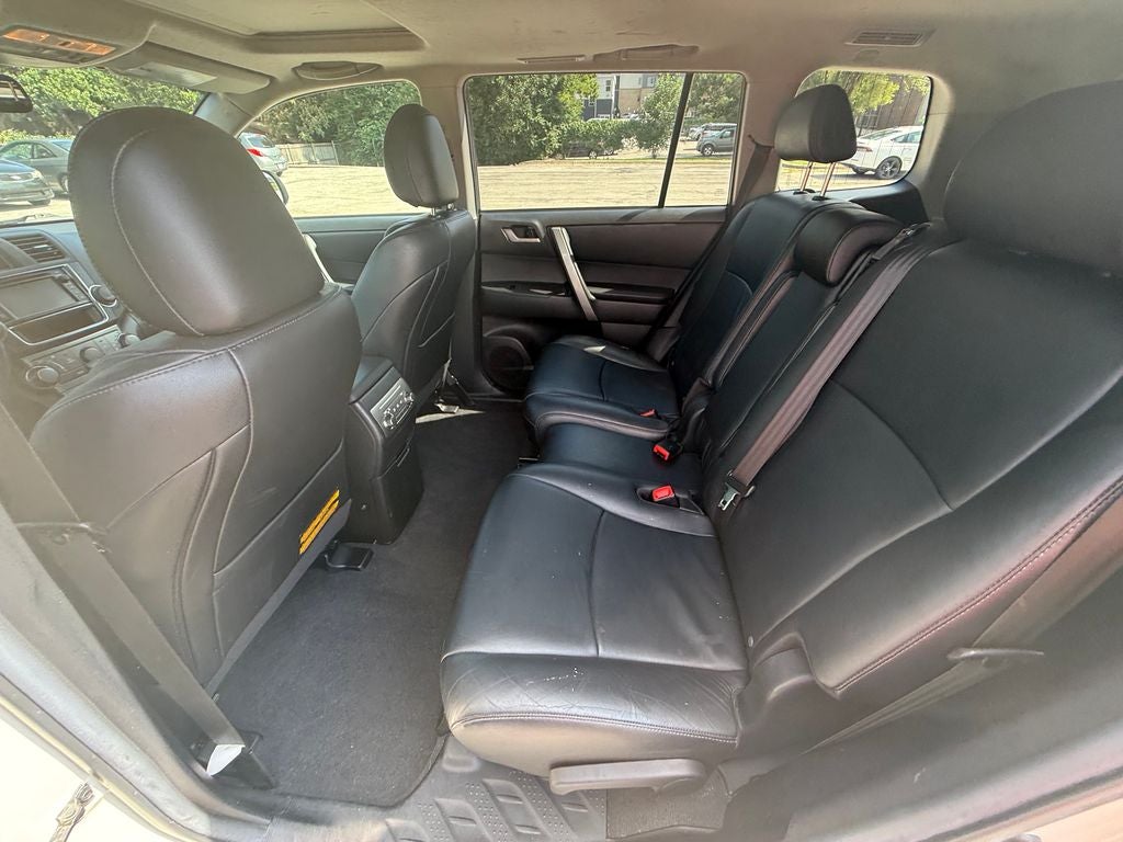 2013 Toyota Highlander SE