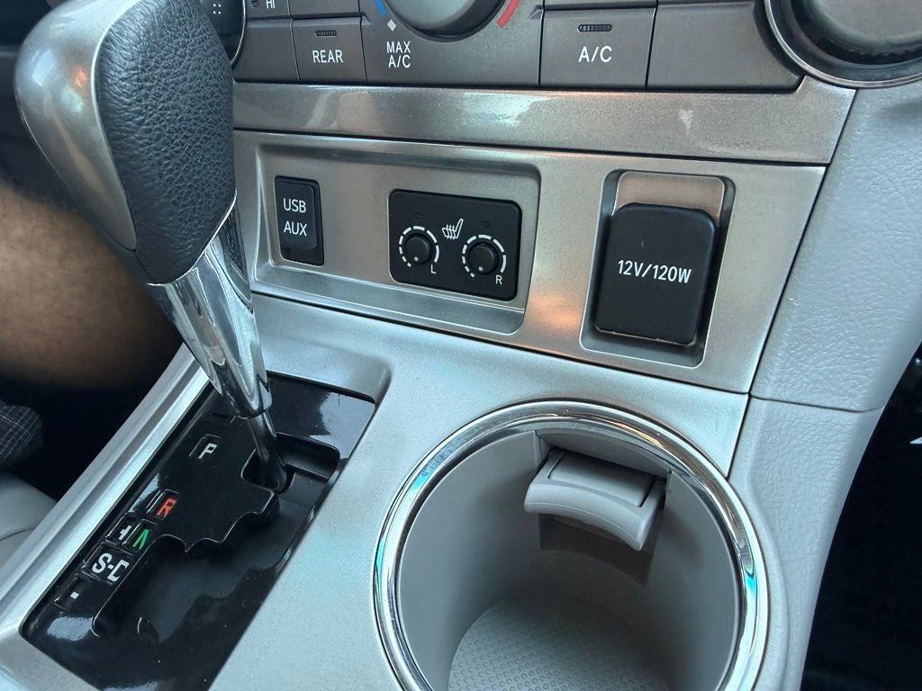 2012 Toyota Highlander SE