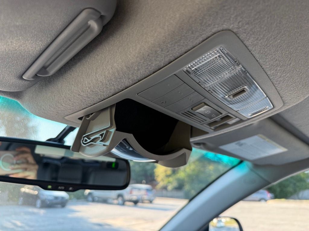 2012 Toyota Highlander SE