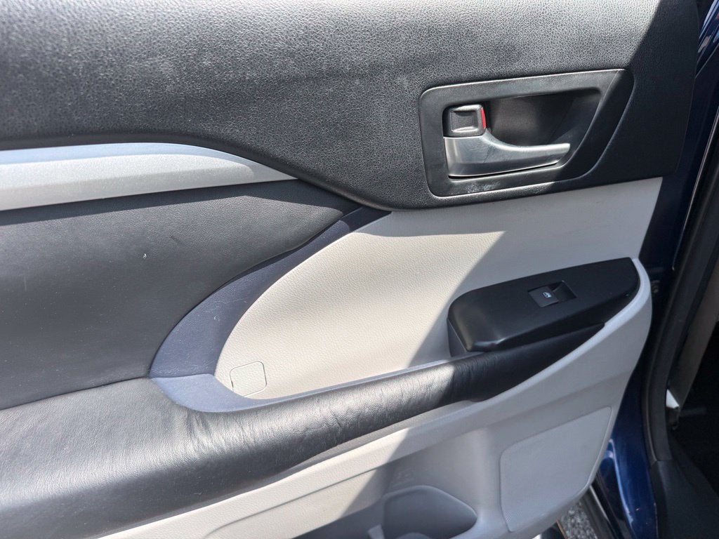 2015 Toyota Highlander XLE V6