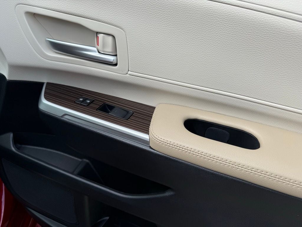 2024 Toyota Sienna XLE 7 Passenger